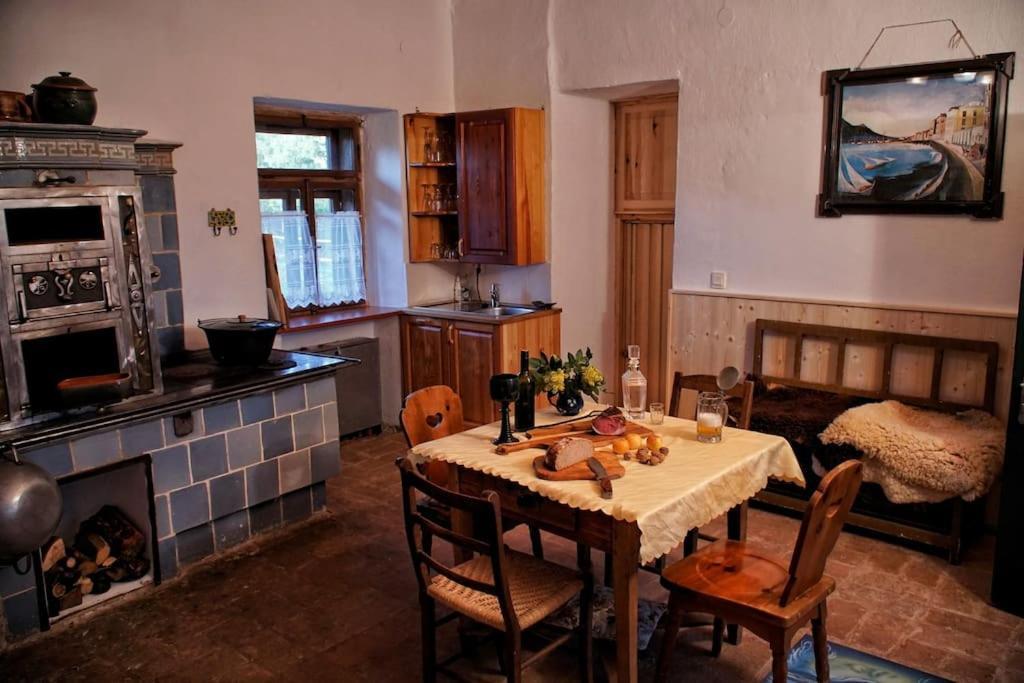 Stilvolles Landhaus Im Dreilaendereck Felsőszölnök Extérieur photo